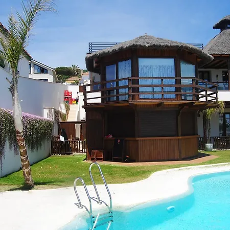 Hotel Puro Estrecho *