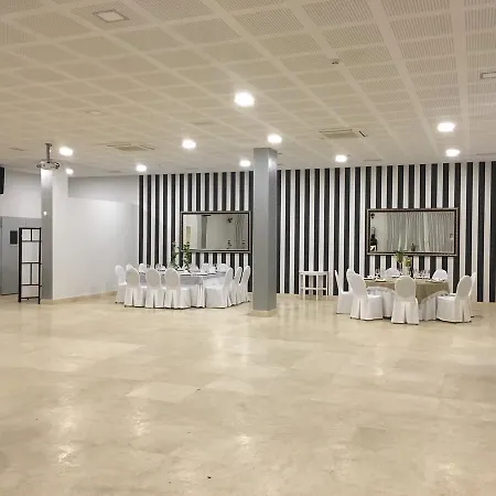 Hotel Puro Estrecho *